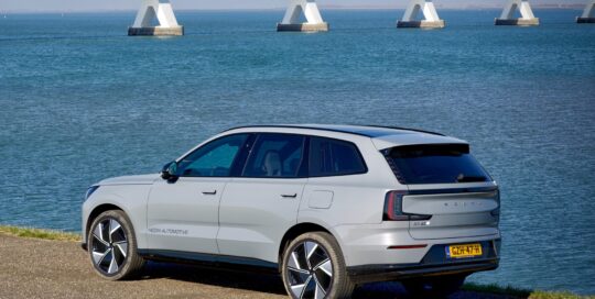 Autotest Volvo EX90